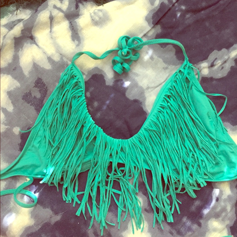 L SPACE TOP